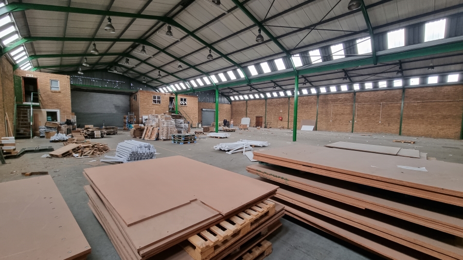 To Let commercial Property for Rent in Beaconvale Western Cape